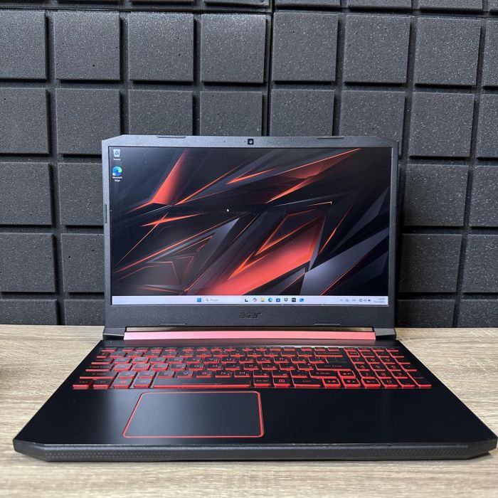 Ноутбук Acer Nitro AN515 i5-9300H/32GB/1TBSSD/GTX1650-4GB Б/В