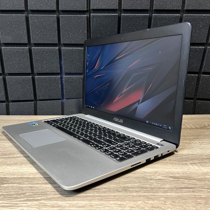 ноутбук Asus K501L i5-5200U/8GB/128SSD+1tbHDD/GTX950M-2GB Б/В