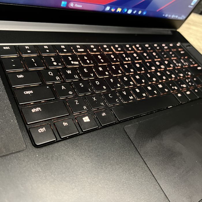Ноутбук Razer Blade i7-8750H/32GB/512SSD/GTX1060-6GB Б/В