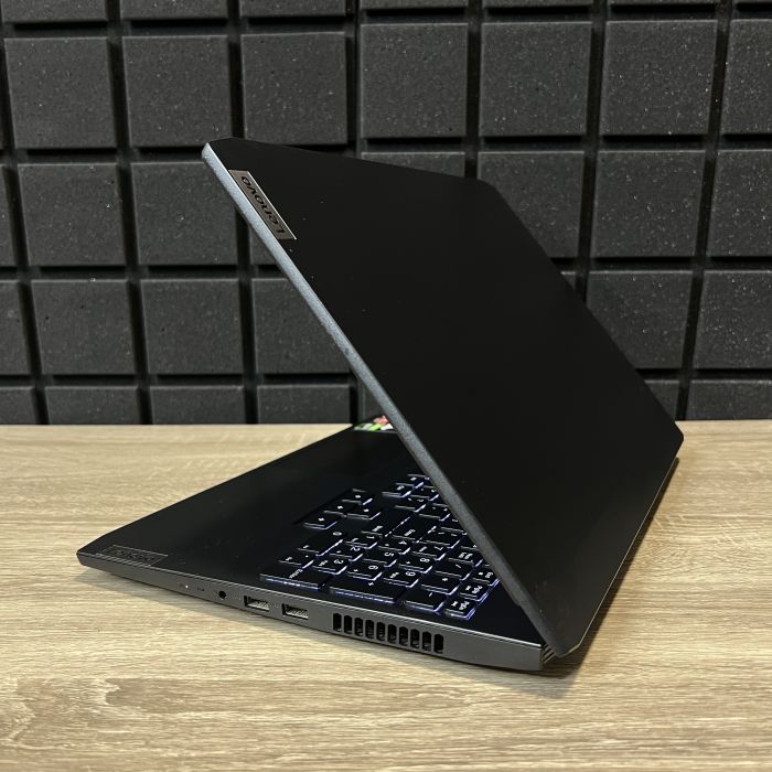 Ноутбук Lenovo IdeaPad Gaming 3 120Hz Ryzen 5 5600H/16GB/512SSD/GTX1650-4GB Б/В