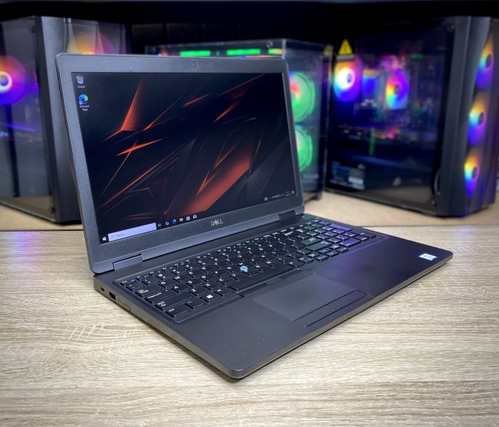 Ноутбук Dell Latitude 5590 I5-8350U 8Gb 256SSD MX130 Б/В