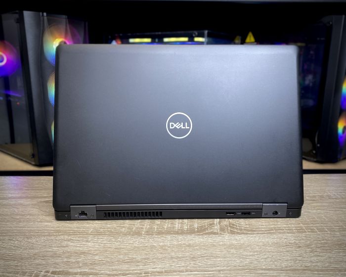 Ноутбук Dell Latitude 5590 I5-8350U 8Gb 256SSD MX130 Б/В