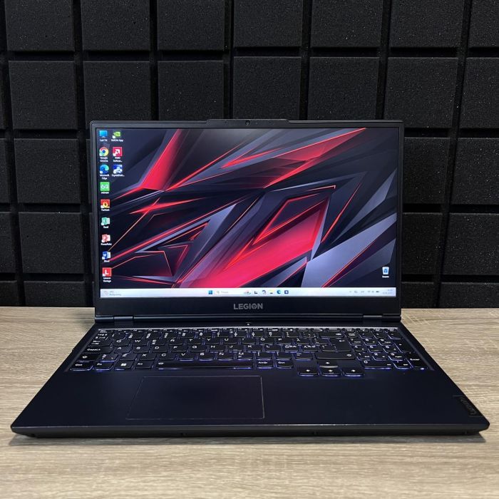 Ноутбук Lenovo LEGION 5 2k 165Hz Ryzen 7 5800H/16Gb/1Tb SSD/RTX3070-8Gb Б/В