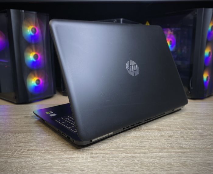 Ноутбук HP Pavilion i5-7200U 8Gb 256SSD GTX950M Б/В