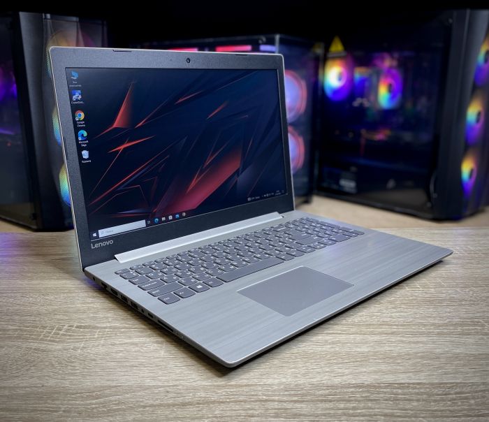Ноутбук Lenovo i3-7020U 8Gb 512SSD MX150 Б/В
