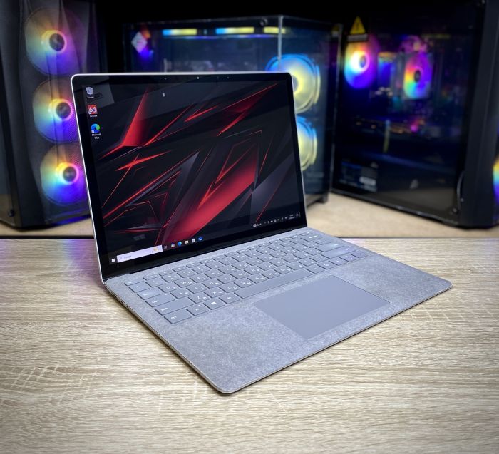 Ноутбук сенсорний Microsoft Surface i7-1065G7 16Gb 512SSD Plus Graphics Б/В