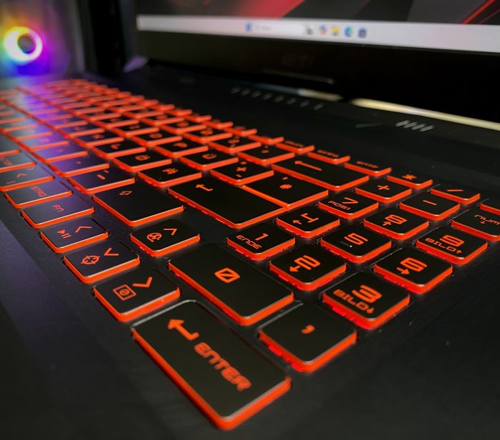 Ноутбук Msi Katana Gl76 17 ( 144Hz ) i7-11800H 16GB 512SSD RTX 3060 Б/В