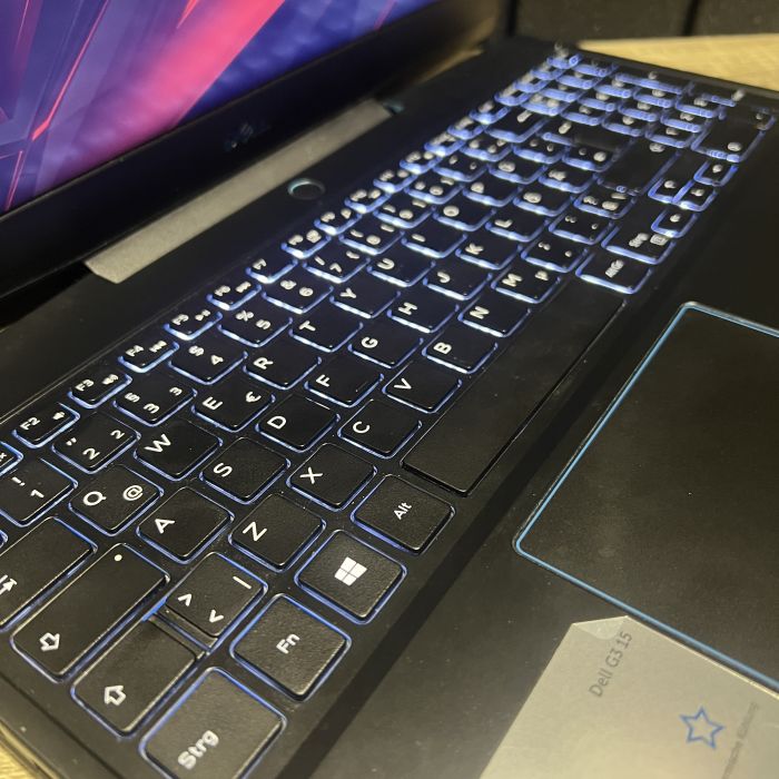 Ноутбук Dell G3 120Hz i5-10300H/20GB/512SSD/GTX1660Ti-6GB Б/В
