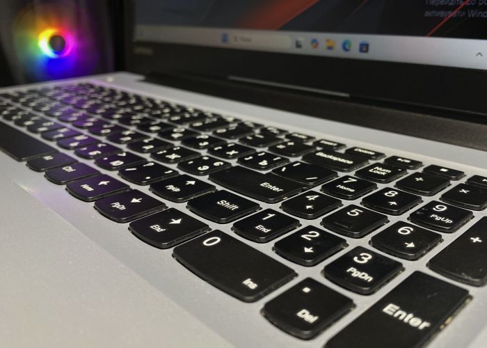 Ноутбук Lenovo IdeaPad 310-15ISK I3-6100U RAM 8 GB SSD 480 GB GEFORCE 920MX Б/В