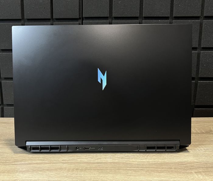 Ноутбук Acer Nitro ANV17-41 144Hz Ryzen 7 260/32Gb/1TbSSD/RTX5070-8GB (Ор.Кор) Б/В