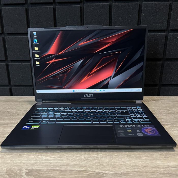 Ноутбук MSI Cyborg 15 144Hz i7-12700H/16GB/1TbSSD/RTX4060-8GB Б/В