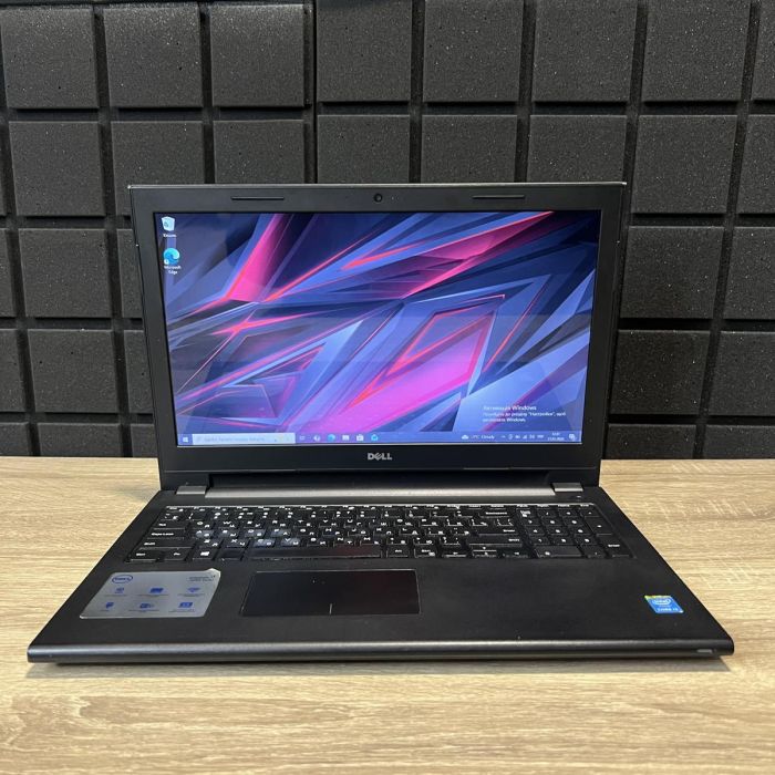 Ноутбук Dell Inspiron 15 A6-6310APU/8GB/250SSD/IntelHD Б/В