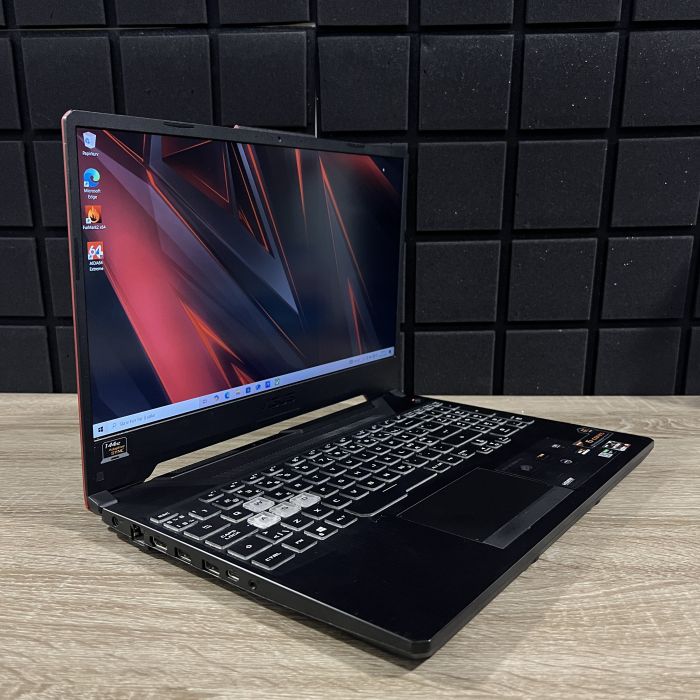 Ноутбук Asus TUF 144гц/Ryzen 5 4600H/16gb /SSD 1TB /GTX1660Ti-6Gb Б/В