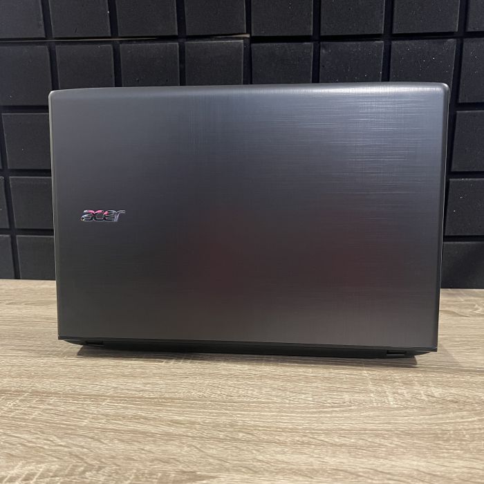 Ноутбук Acer aspire E5 I5-8250U/16GB/256SSD/MX130-2GB Б/В