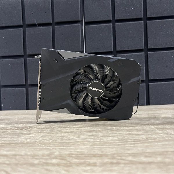 Відеокарта Gigabyte 1650 Б/В