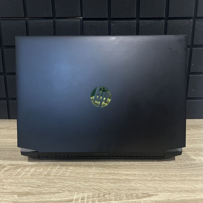 Ноутбук HP Pavilion Gaming laptop 15 ryzen 5 3550H/16GB/128SSD+1TbHDD/GTX1650 Б/В