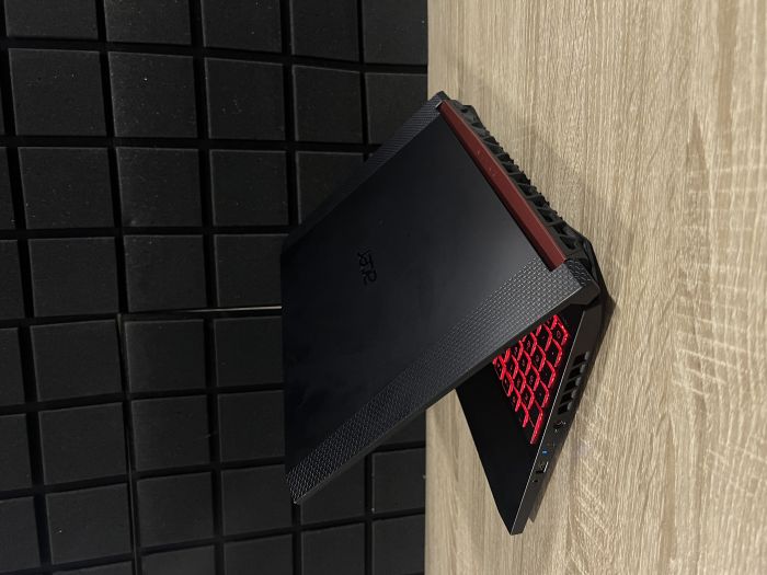 Ноутбук Acer Nitro AN515-54 i5-9300H/16GB/240SSD/GTX1660Ti-6Gb Б/В