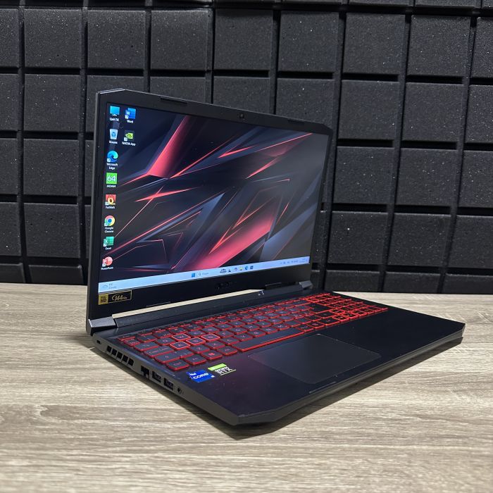 Ноутбук Acer Nitro 5 144Hz i5-11300H/16GB/512SSD/RTX3050 Б/В
