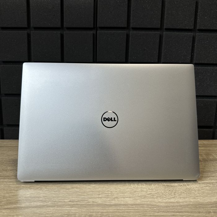 Ноутбук Dell Precision 5510 i7-6820HQ/16Gb/1tb SSD/Nvidia Quadro M1000M-2Gb Б/В