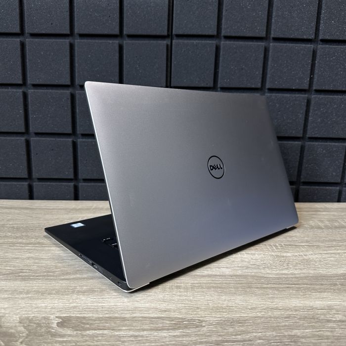 Ноутбук Dell Precision 5510 4K сенсор i7-6820HQ/16Gb/256SSD/Nvidia Quadro M1000M-2Gb Б/В