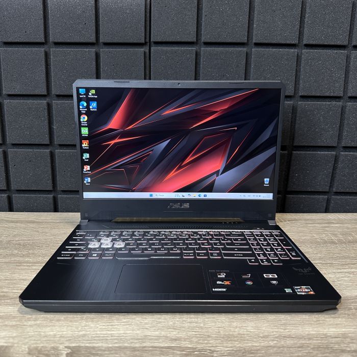 Ноутбук Asus Tuf Gaming 144Hz Ryzen 7-3750H/16GB/512SSD/RTX 2060-6GB Б/В
