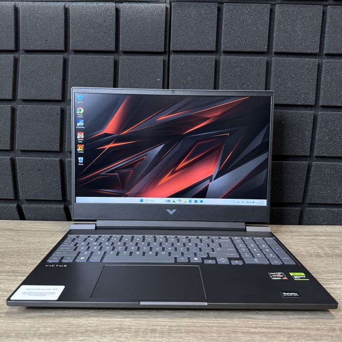 Ноутбук HP Victus 144 Hz Ryzen 7 7445HS/16GB/512SSD/RTX4050-6GB Б/В