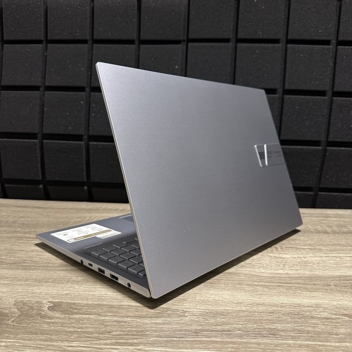 Ноутбук Asus Vivobook i7-12650H/16Gb/1TbSSD/RTX4050-6GB Б/В