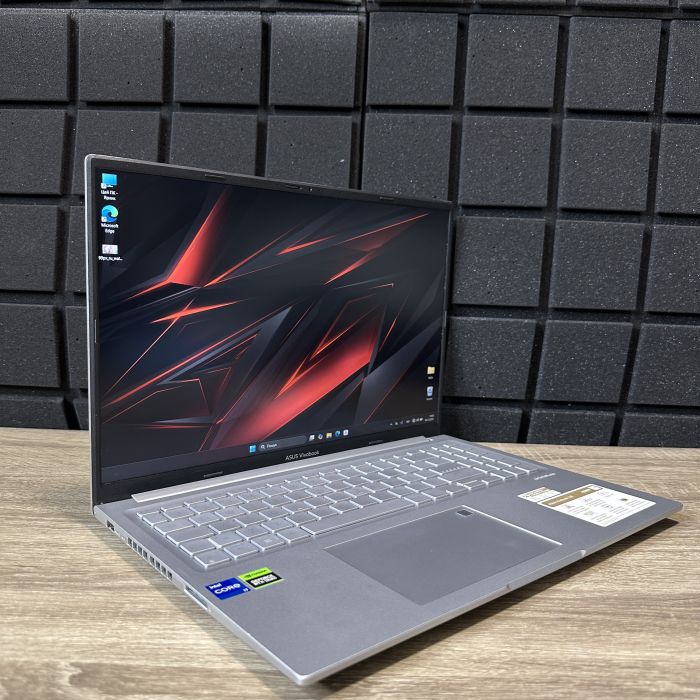 Ноутбук Asus Vivobook i7-12650H/16Gb/1TbSSD/RTX4050-6GB Б/В
