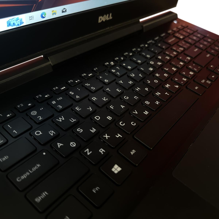 Ноутбук Dell Inspiron P65F i5-7300HQ 12Gb 240Gb SSD GTX1050-4Gb Б/В