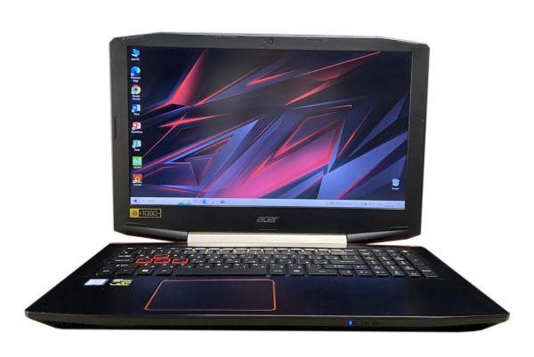 Ноутбук Acer VX i5-7300HQ 16Gb 120SSD 1Tb HDD GTX1050 Б/В