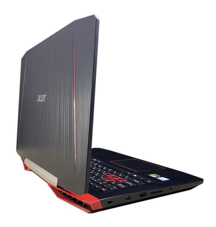 Ноутбук Acer VX i5-7300HQ 16Gb 120SSD 1Tb HDD GTX1050 Б/В
