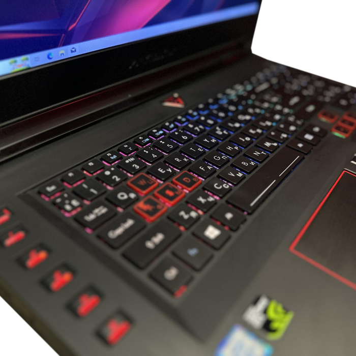 Ноутбук Acer Predator 17 i5-6300HQ 16Gb 240Gb SSD 1Tb HDD GTX1070-8Gb Б/В
