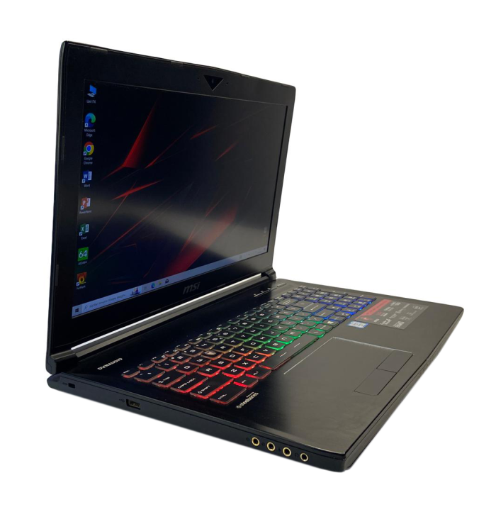 Ноутбук MSI Dominator PRO i7-6700HQ 16Gb 480Gb SSD Nvidia GTX1070-8Gb Б/В