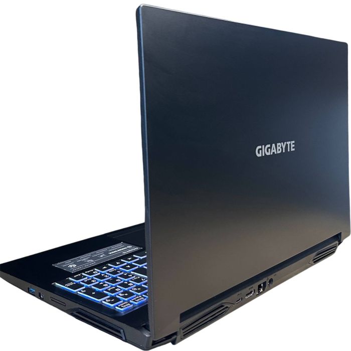 Ноутбук Gigabyte G5 i5-10500H 16Gb 512SSD Nvidia RTX3060 Б/В