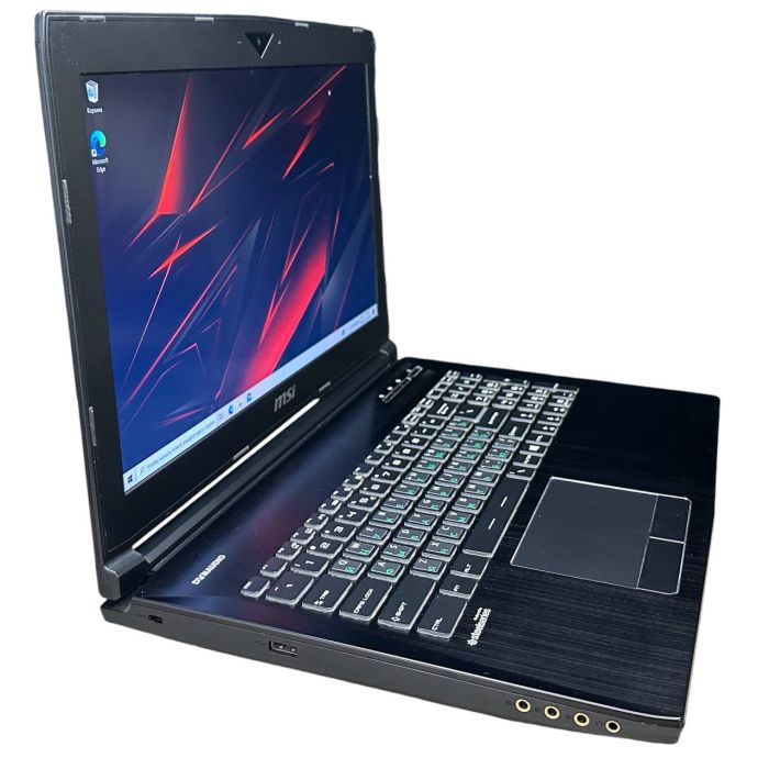 Ноутбук MSI Dominator GT62VR i7-6700HQ 16Gb 240Gb SSD 1Tb HDD Nvidia GTX1070-8Gb Б/В