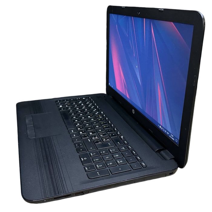 Ноутбук HP Pavilion 15 i7-7500U 8Gb 240Gb SSD AMD Radeon R7 M440 Б/В