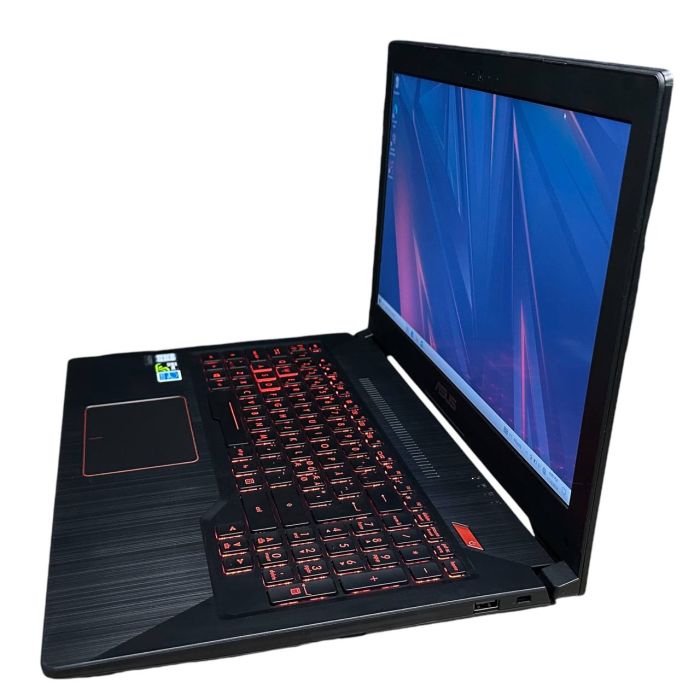 Ноутбук Asus TUF FX503V i5-7300HQ 8Gb 1Tb HDD Nvidia GTX1050-2Gb Б/В