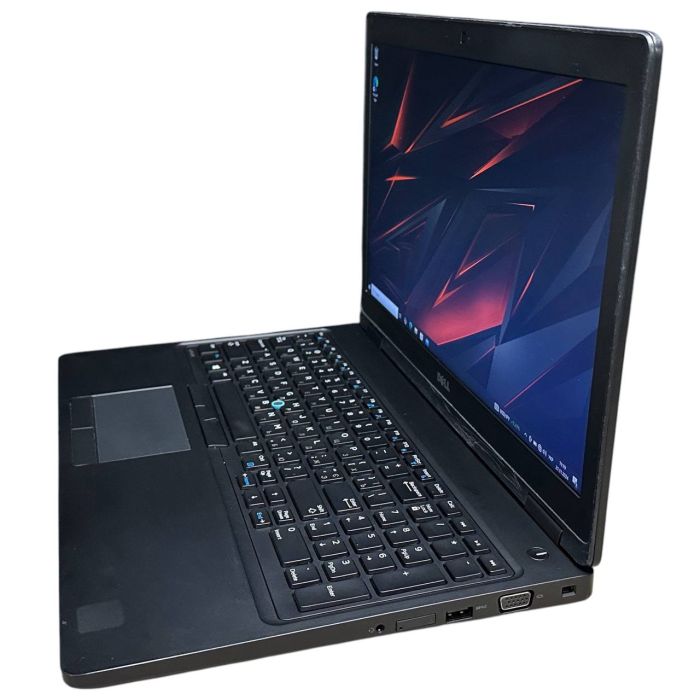 Ноутбук Dell Latitude 5580 i5-6440HQ 8Gb 256Gb SSD Nvidia 940MX-2Gb Б/В