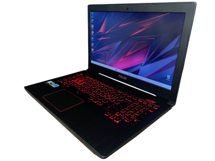 ноутбук Asus i5-7300HQ 16 Gb 128 SSD 1Tb HDD GTX1050 Б/В