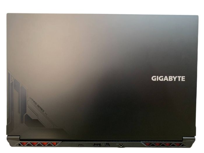 ноутбук Gigabyte i5-12500H 16Gb 500SSD 1Tb SSD RTX4060 Б/В