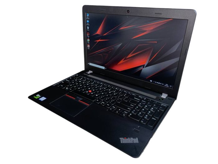 Ноутбук Lenovo ThinkPad i7-7500U 8Gb 120 SSD 500HDD GTX950M Б/В