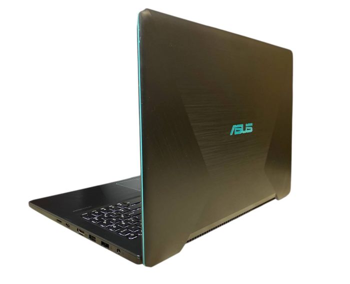 Ноутбук Asus i5-8250U 16Gb 240SSD 1Tb HDD GTX 1050 Б/В