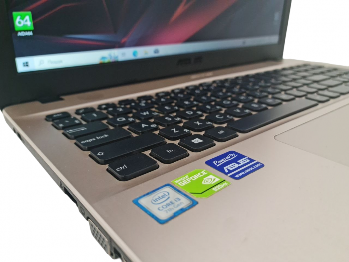 Ігровивй ноутбук Asus X541U i3-7100U 8Gb 256 GB SSD Nvidia  920MX Б/В