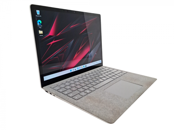 Сенсорний ультрабук Microsoft Surface Laptop 2 i5-8350U 8Gb 128Gb SSD Intel UHD Graphics 620 Б/В