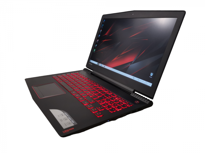 Ноутбук Lenovo Legion Y520 i5-7300HQ/8Gb/240SSD/GTX1060
