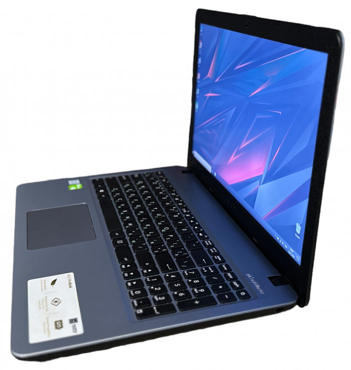 Ноутбук Asus X540U i3-6006U 4Gb 500Gb Intel+Nvida MX110 Б/В