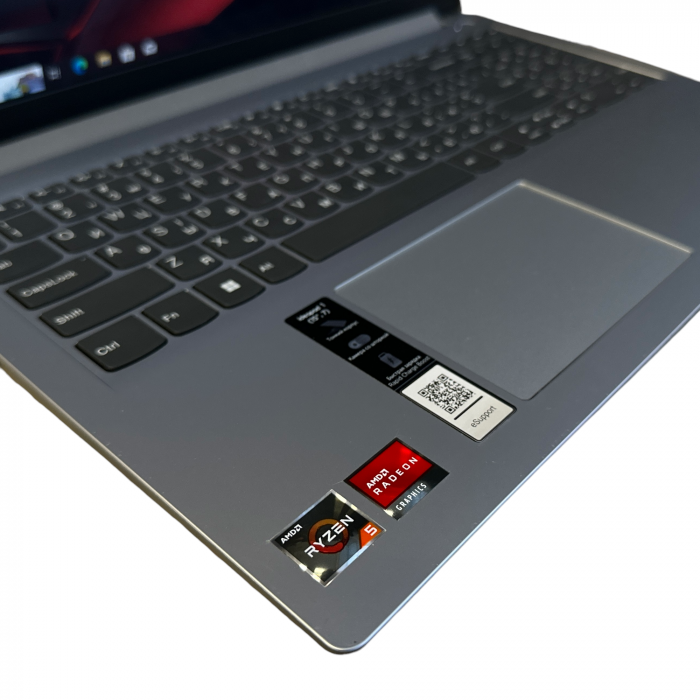 Ноутбук Lenovo IdeaPad 1 15ADA7 Ryzen 5 3500U 8Gb 500Gb SSD Radeon Vega 8 Б/В