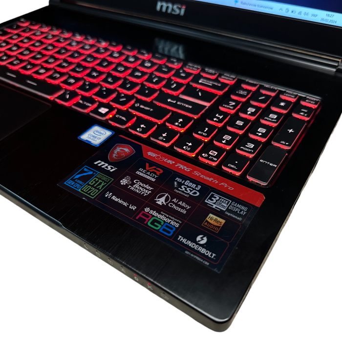 Ігровий ноутбук MSI MS-16K3 i7-7700HQ/16Gb/240SSD+1Tb/Nvidia GTX1070-8Gb Б\В