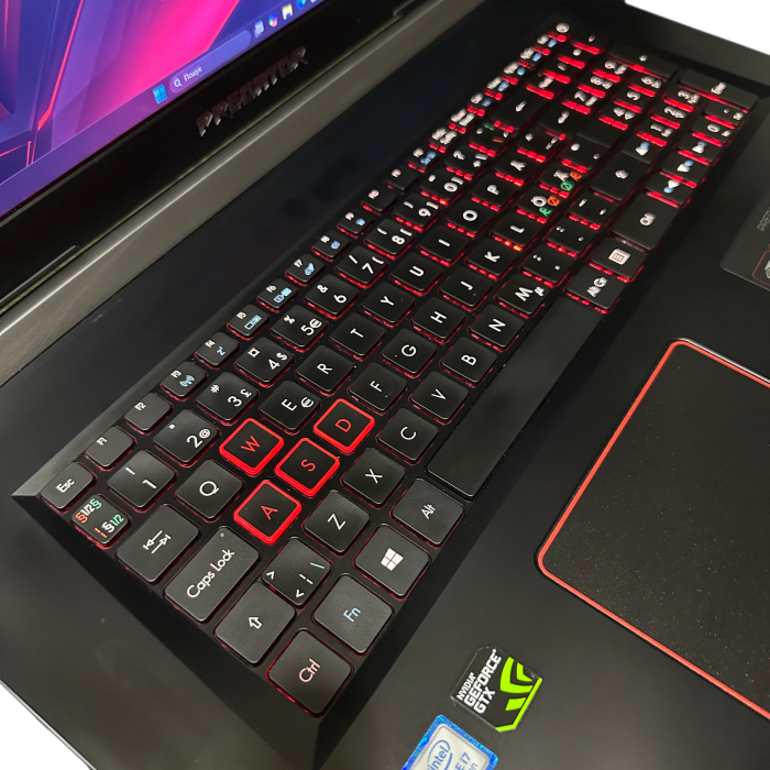 Ноутбук Acer Predator 17.3" i7-8750H/8GB/256SSD/GTX1050Ti-4GB Б/В