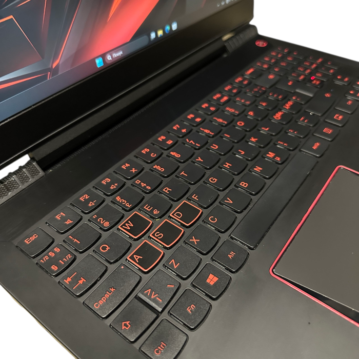 Ноутбук Lenovo Legion Y520 i5-7300HQ/8GB/1Tb HDD/GTX 1050-2GB Б/В